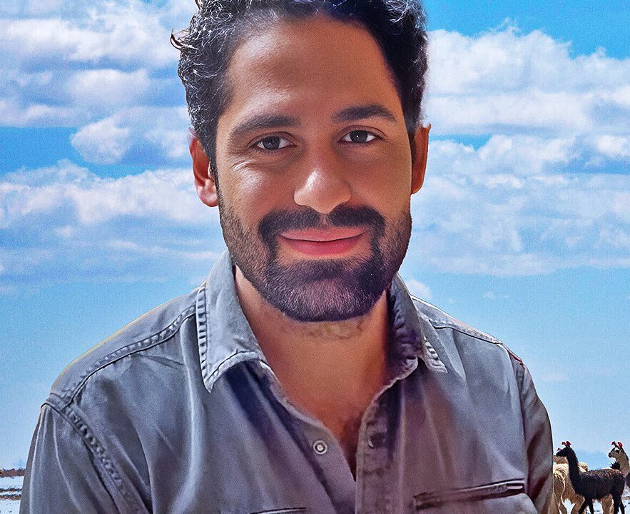 Alejandro Loayza Grisi
